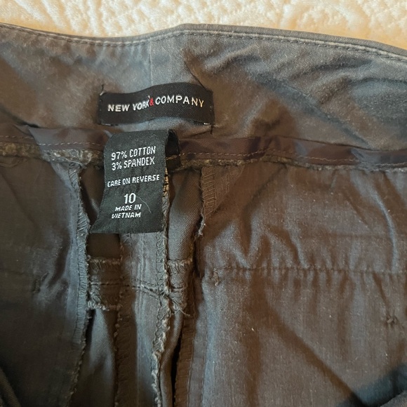Gray crop pants, New York and Company, size 10 - Picture 2 of 2